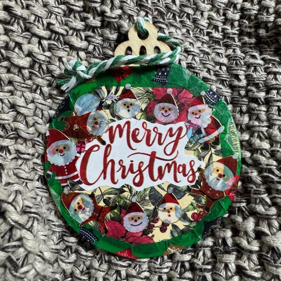 New Handmade 3”x3” wooden “Merry Christmas” tree ornament $11 - Picture 1 of 8